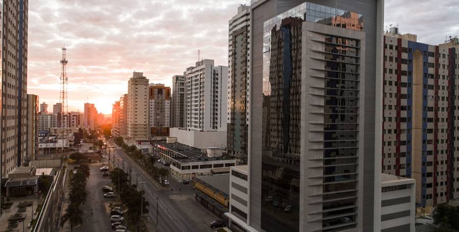 Decisão no DF: Juiz confirma que empresas que administram condomínios não podem prestar serviços de advocacia